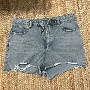 SHEIN distressed jean shorts. Size Large. New without tags
